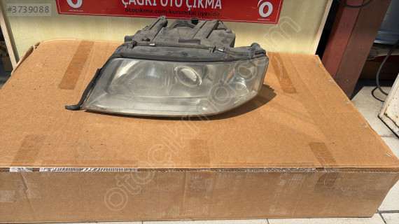 AUDİ A4 SOL ÖN FAR 2002 ÇAĞRI OTO MASLAK