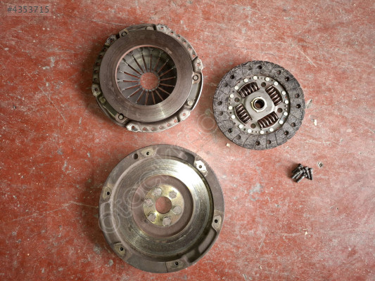 ÖZMEN OPEL VECTRA B BASKI BALATA VOLANT 90400086