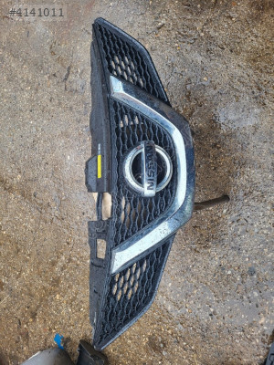 Nissan Qashqai ön panjur