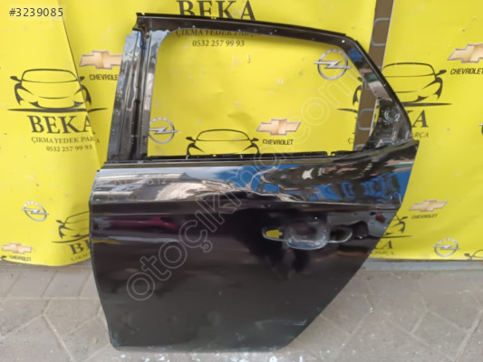 OPEL CORSA F SOL ARKA KAPİ ÇIKMA ORJİNAL YEDEK PARÇA