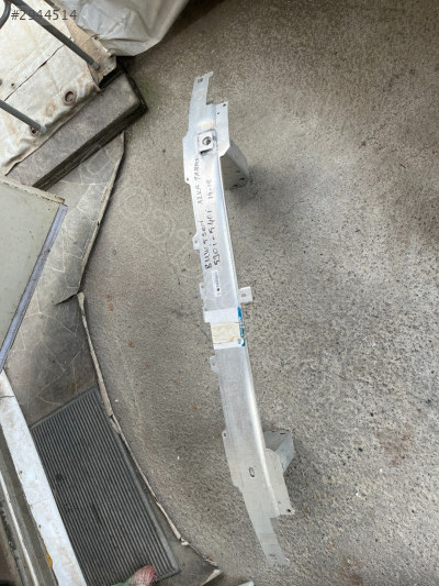 BMW  G30 ÖN TAMPON DEMİRİ SIFIR 5117385288