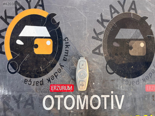 AM51-13K767-GD Grand C-Max Sol iç Aydınlatma Lambası Çıkma