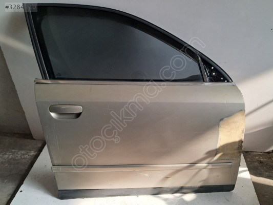 AUDİ A4 SAĞ ÖN KAPI VE DÖŞEME