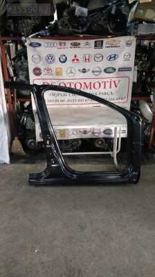 2024-2025 DACİA DUSTER SAĞ ÖN KAPI YUVA SACI