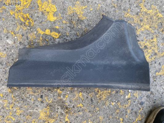 OPEL CORSA D SAĞ ARKA KAPI EŞİK BAKALİTİ SÖKME 13196696