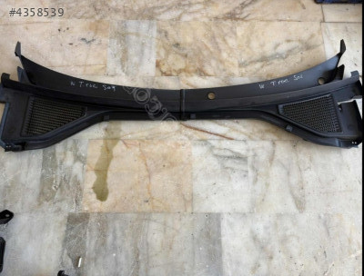 Volkswagen T-roc ön cam ızgarası çıkma orjinal