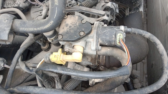 Pejo 306 1.8 boğaz kelebek yedek parça