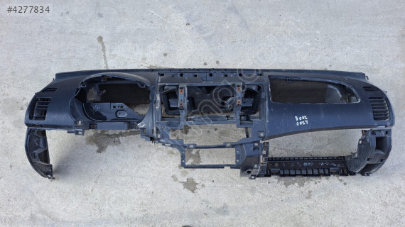 mitsubishi l200 2008 çıkma orjinal boş göğüs/torpido (son fiyat)