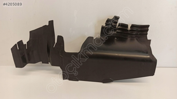 AUDI A3 2020-2025 RADYATÖR YAN KORUMA SOL 8Y0121283M SIFIR