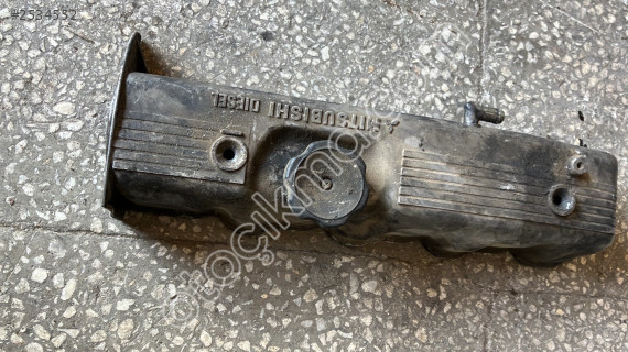 Mitsubishi L300 2.5 Külbütör kapağı