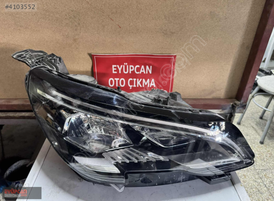 PEUGEOT 5008 SAĞ FAR ORJİNAL EYUPCAN OTO'DA