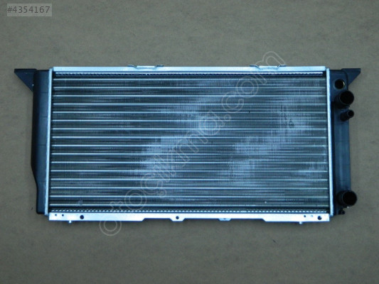 SU RADYATÖRÜ A80 79-84 893121251