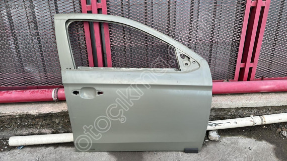 301 ÖN KAPI SAĞ CELYSEE 2012 2013 2016 2017 2024 SIFIR 9675195080