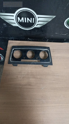 3T0863152 SKODA SUPER B KLİMA KONTROL PANELİ ÇERÇEVESİ