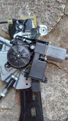 Opel Insignia hatasız sol ön cam motoru