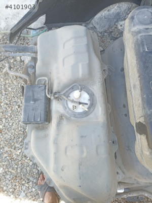 Hyundai Accent Era Benzin Deposu Ve Pompası