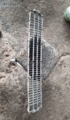 Laguna 3 on tampon orta ızgara