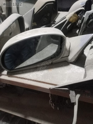 99 Hyundai Elantra sol ayna