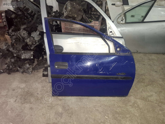 ÖZMEN OPEL CORSA B ÇIKMA SAĞ ÖN KAPI