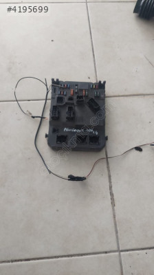 206 Model Peugeot için Sigorta Kutusu Parçası