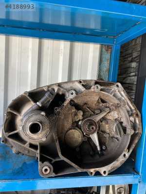 VW TRANSPORTER T4 2.5 AÇILMAMIŞ ŞANZIMAN