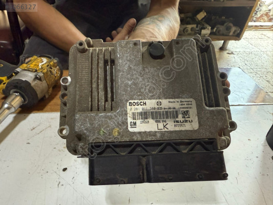 OPEL ASTRA 1.7 CDTİ MOTOR BEYNİ 0281011380 ORJ ÇIKMA