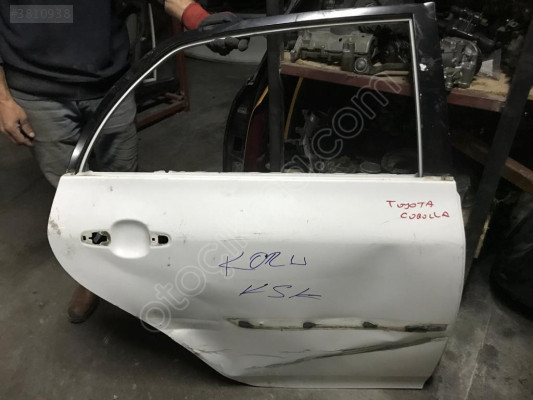 2011 toyota corolla sağ arka kapı