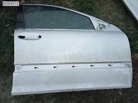 MERCEDES W203 ORJİNAL SAĞ ÖN KAPI ÇIKMA HATASIZ