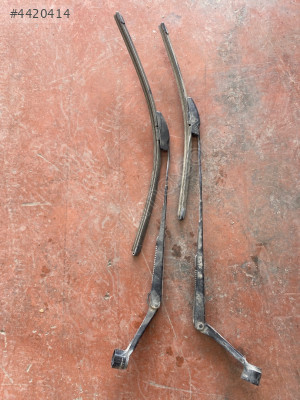 2017 MİTSUBİSHİ L200 ÖN CAM SİLECEK KOLLARI