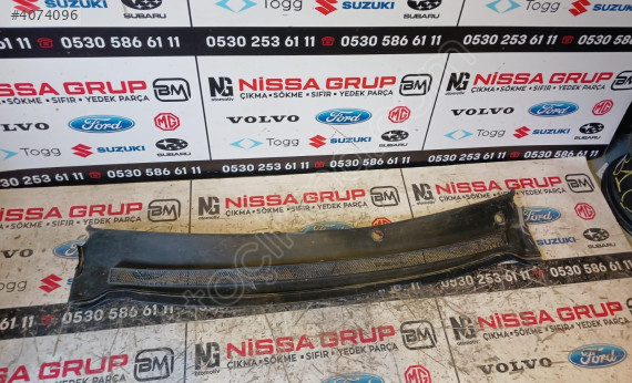 FORD FOCUS ÖN CAM IZGARASI ORJİNAL ÇIKMA YEDEK PARÇA