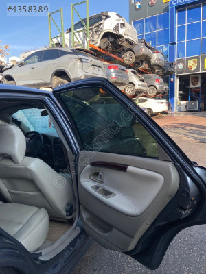 VOLVO S40 - SAĞ ARKA KAPI DOLU