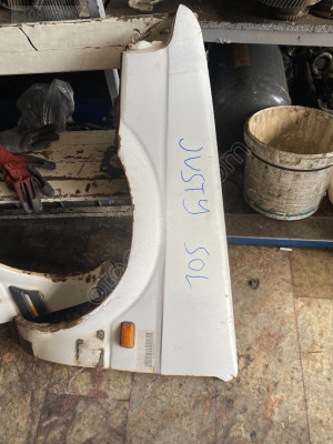 SUBARU JUSTY SOL ÖN CAMURLUK MERT OTO