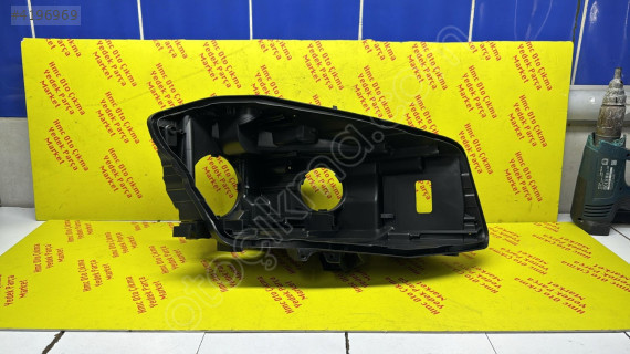 MERCEDES W176 KASA MAKYAJSIZ A180 A200 SAĞ FAR KASASI