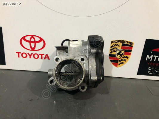 RENAULT MASTER 2.3 GAZ KELEBEĞİ ORJİNAL