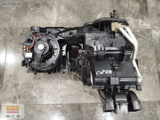 CUPRA FORMENTOR KALORİFER KAZANI ORJINAL HATASIZ ÇIKMA