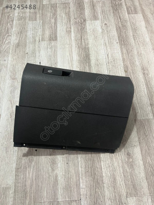 WOLKSWAGEN CADDY HATASIZ TORPİDO KAPAĞI 2K5857097