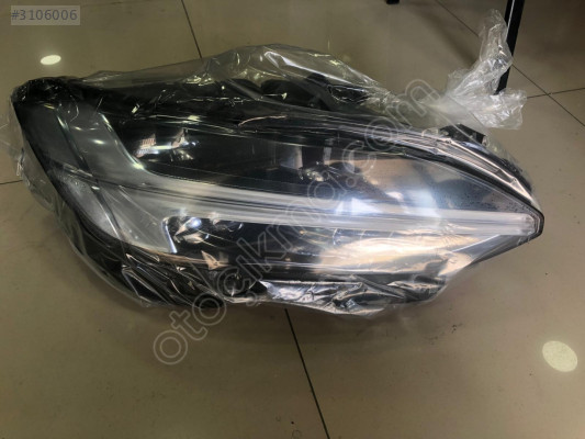 VOLVO S90 V90 2019-2021 SAĞ FAR LED 31655135