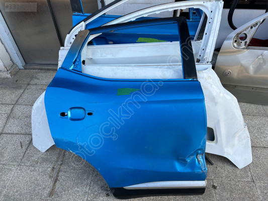 MG ZS ÇIKMA ORJİNAL SAĞ ARKA KAPI BD1