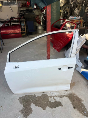 2019 2021 Toyota corolla çıkma ön sol kapı