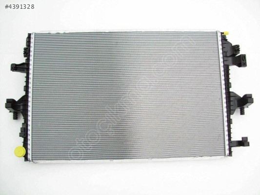 VOLKSWAGEN TRANSPORTER 2005 2017 SU RADYATÖRÜ 7E0121253D