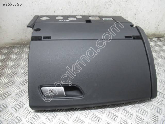 AUDİ A6 A7 TORPİDO ÇEKMECESİ