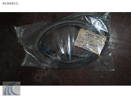 TOYOTA HILUX 2008 ÇIKMA ÖN CAM FİTİLİ