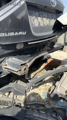 Subaru impreza tampon demiri