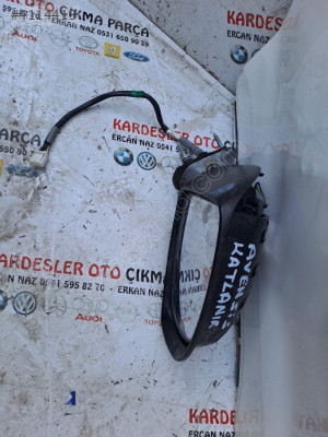 Toyota avansis sağ dış katlanır ayna