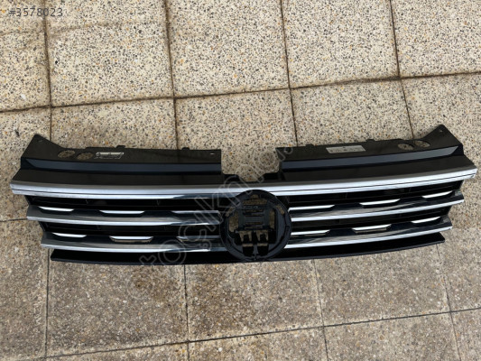 VW TİGUAN ÇIKMA ORJİNAL ÖN PANJUR 5NA853653 BD2