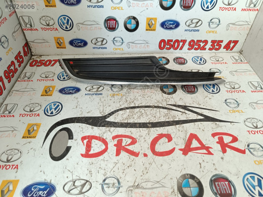 VOLKSWAGEN GOLF 7 ÖN TAMPON SAĞ ALT IZGARA ORİJİNAL 5G0853666A