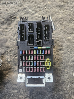 HYUNDAİ ACCENT ERA 1.5 BEYAZ  CRDİ SİGORTA KUTUSU -ALKAN OTO-