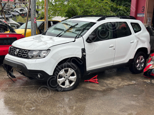 Dacia duster sol ön çamurluk hatasız