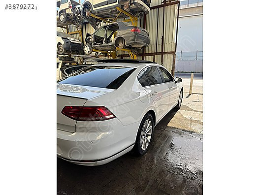 VW Passat Sol Ön Far ve Diğer Parçalar | Ünallar Oto Çıkma