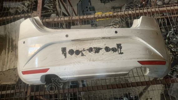 Volkswagen seat leon arka tampon çıkma
